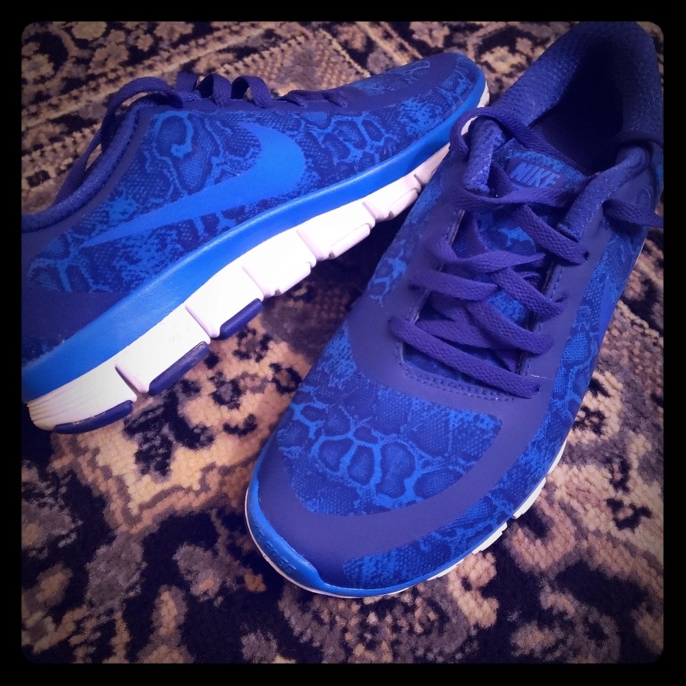Women's Nike Free 5.0 Running Shoes Size 7.5/8